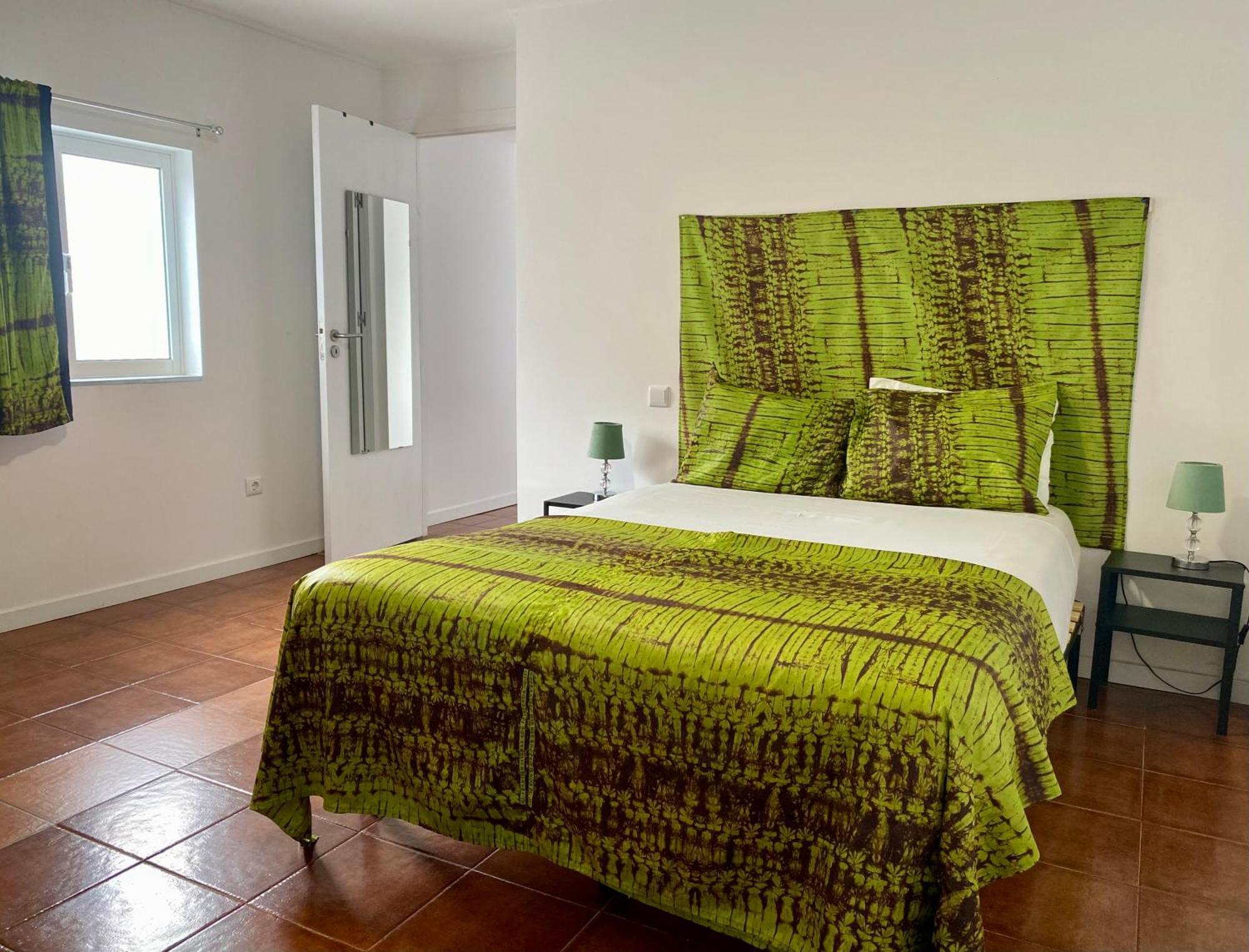 Live, Laugh, Love Beach Guest Home With Ac Madalena  Rum bild