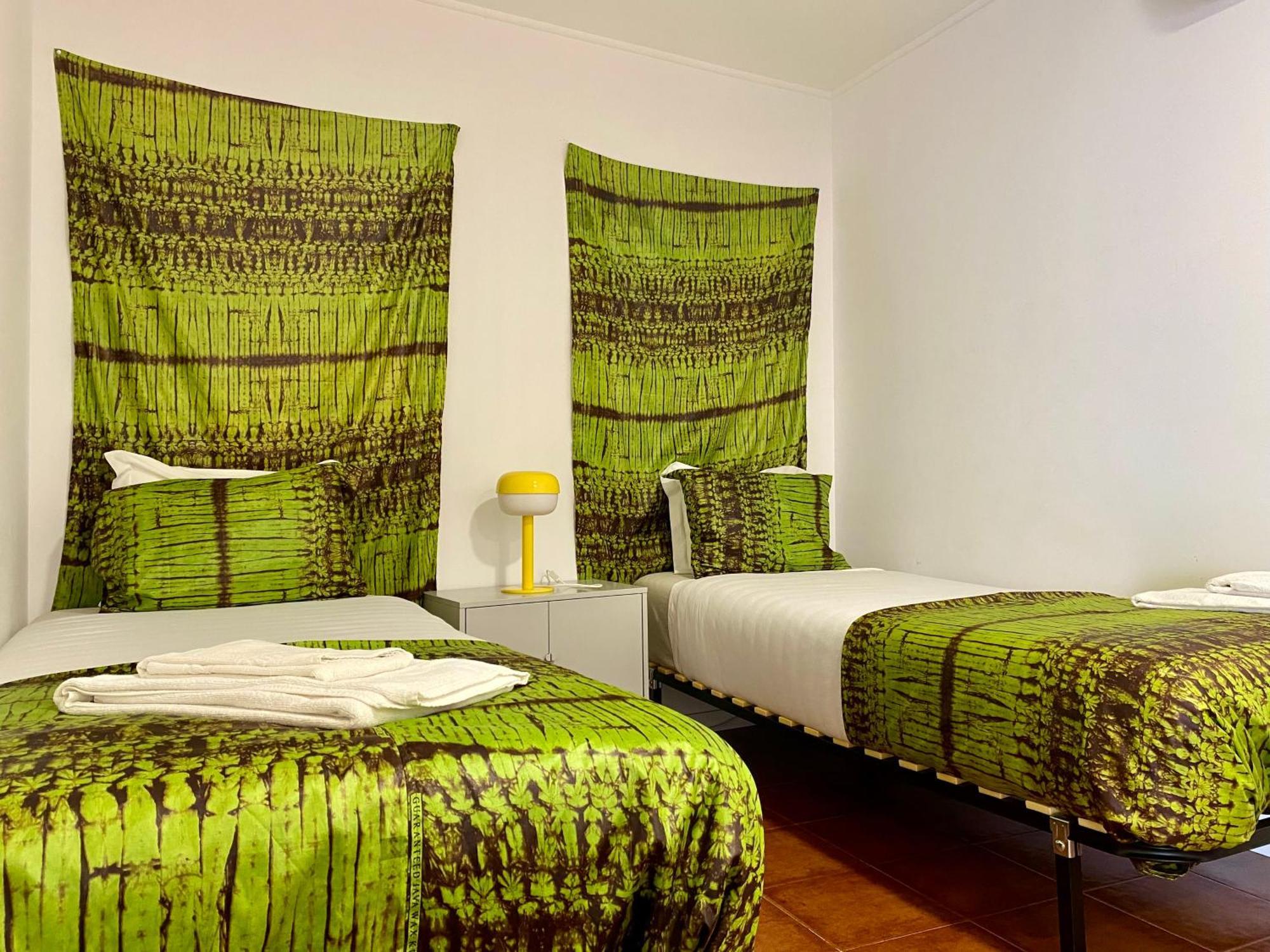 Live, Laugh, Love Beach Guest Home With Ac Madalena  Rum bild